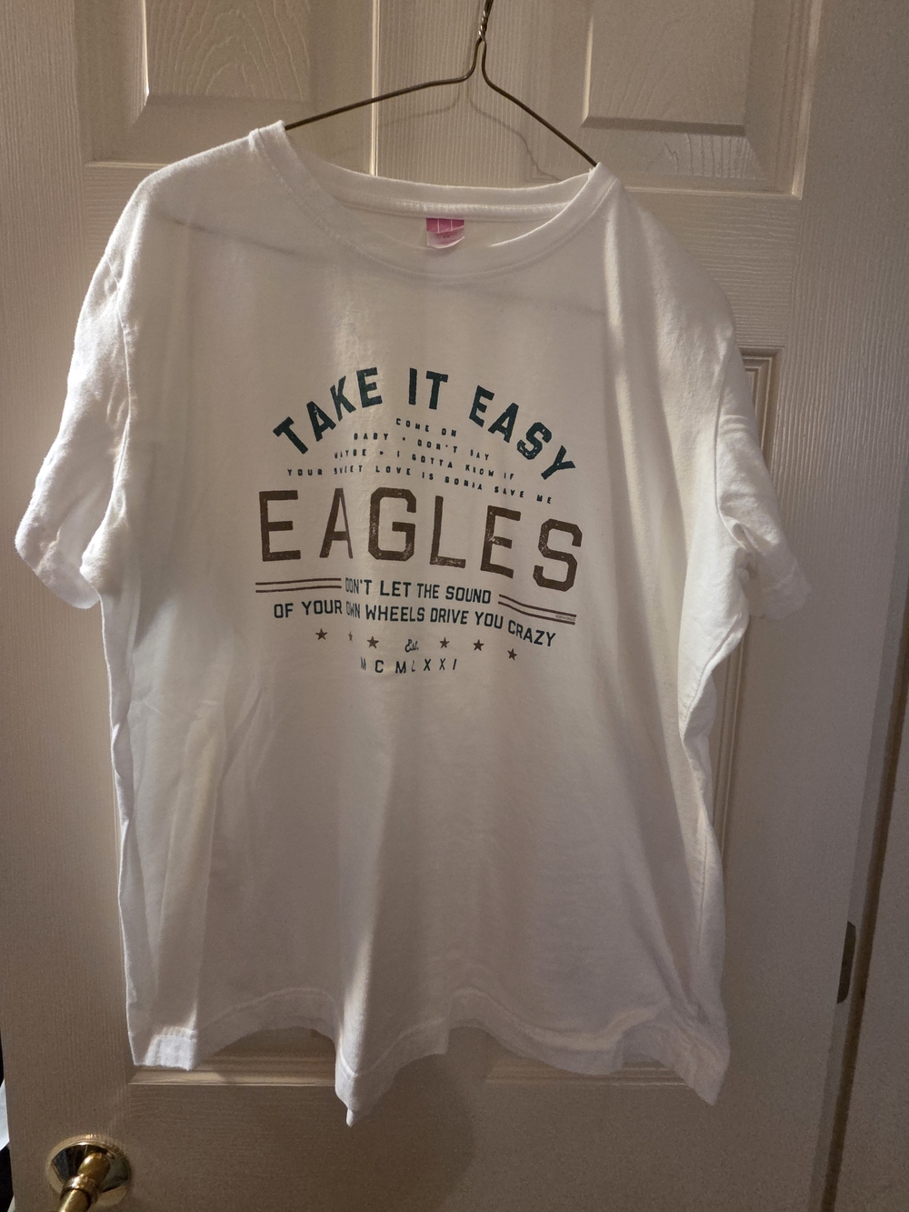 "Take It Easy" White Short Sleeve Tee